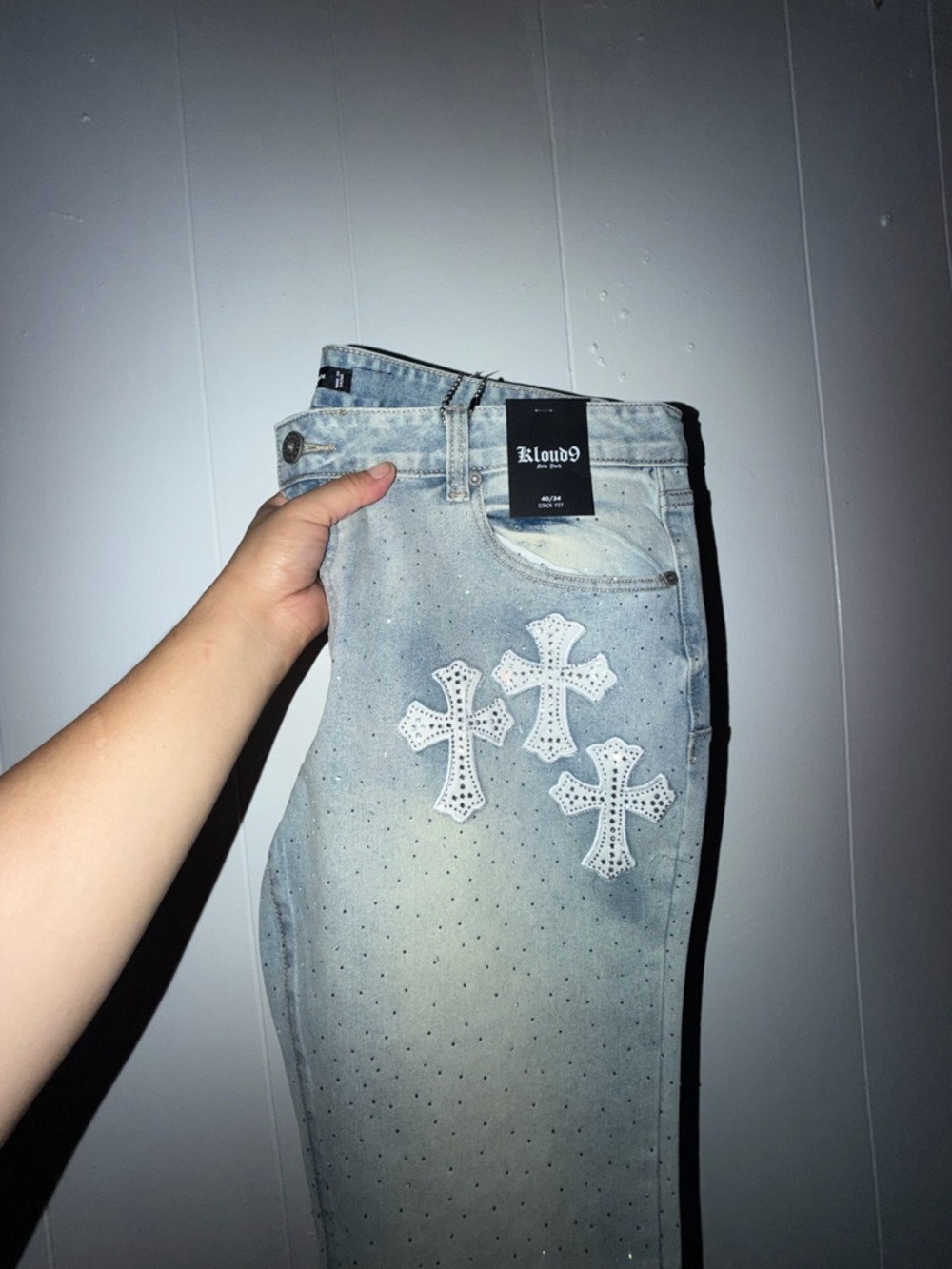 Men light washed Cross patches embroidered jeans